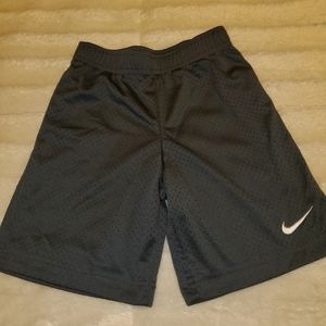 Boys shorts size 6/7